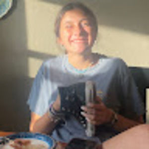 Meet your Posher, Lydia